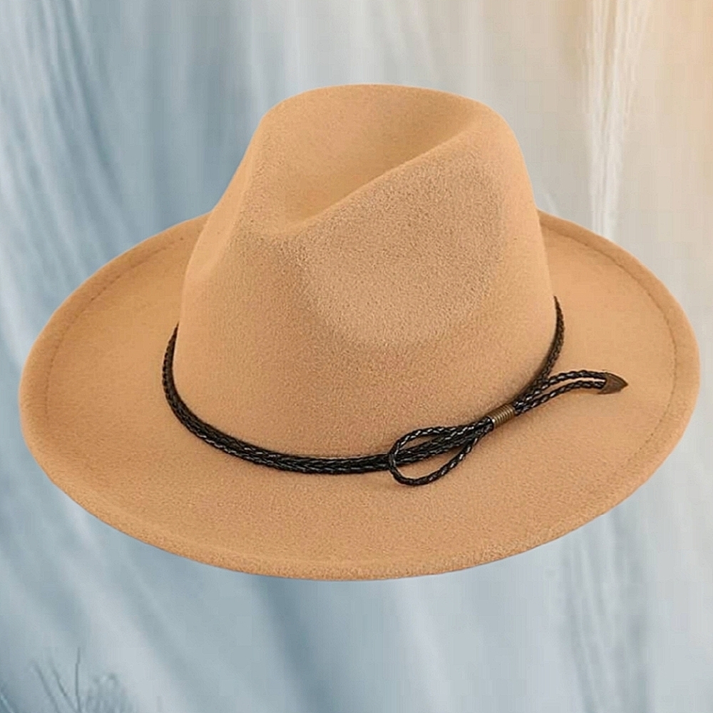 WIDE BRIM PANAMA STYLE HAT
